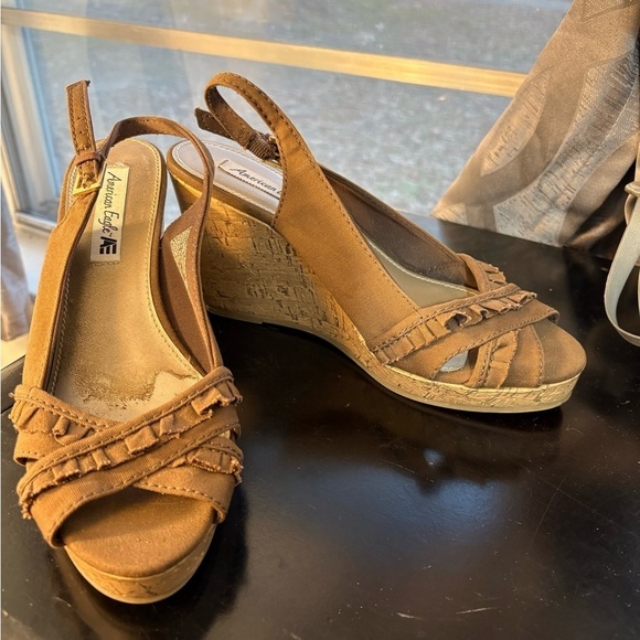 American Eagle Outfitters Women’s Taupe Open Toe Wedges Size 8.5 - Picture 2 of 10